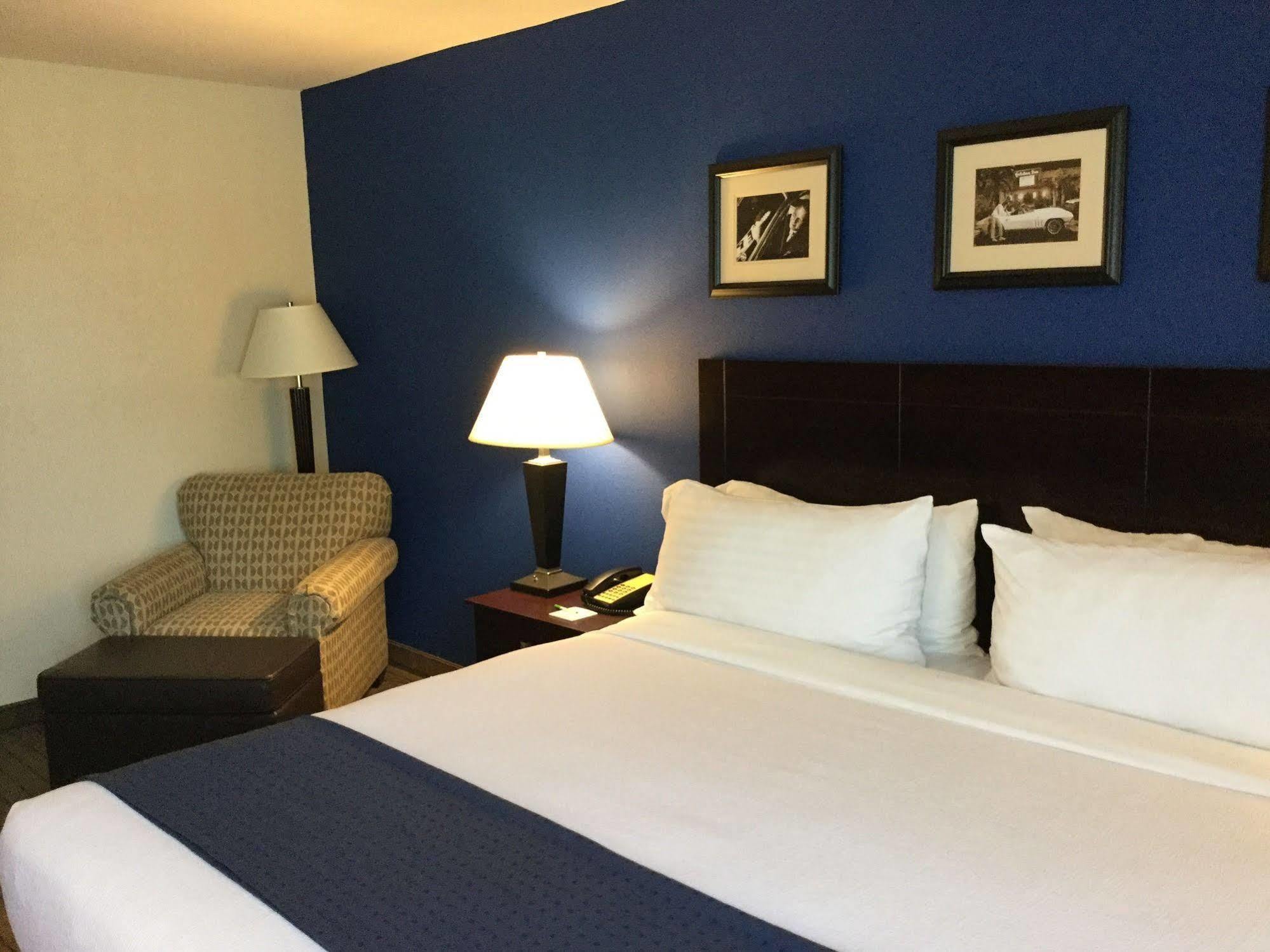Hotel Dallas Dfw Airport West, An Ihg 3*